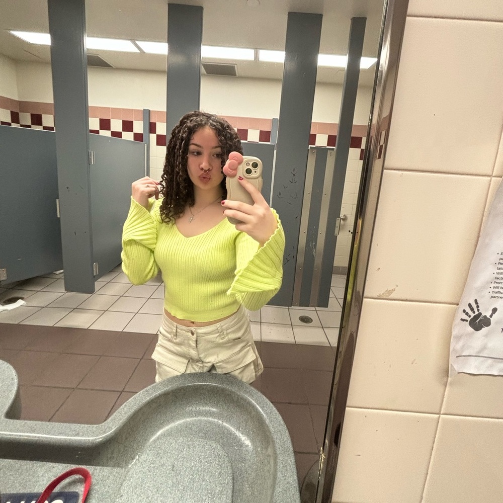 Meet your Posher, Lexie